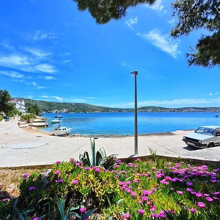 Apartments&rooms Ruzmarin 3* Rogoznica (Sibenik-Knin)