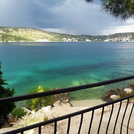 Apartments&rooms Ruzmarin Rogoznica (Sibenik-Knin)