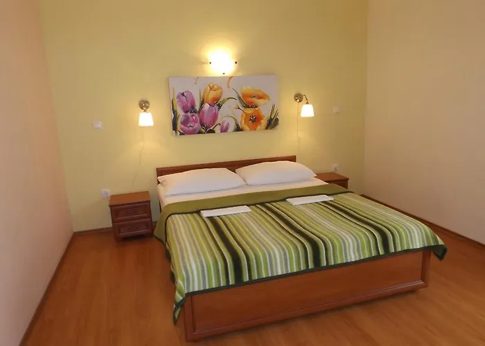 & Ruzmarin 게스트하우스 로고즈니차