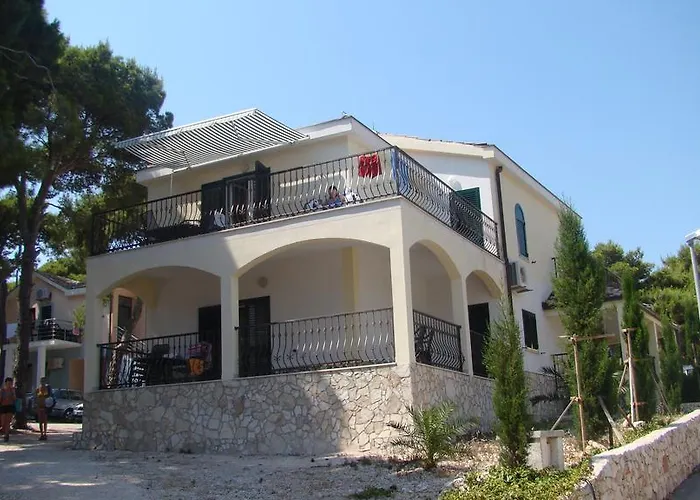 게스트하우스 & Ruzmarin