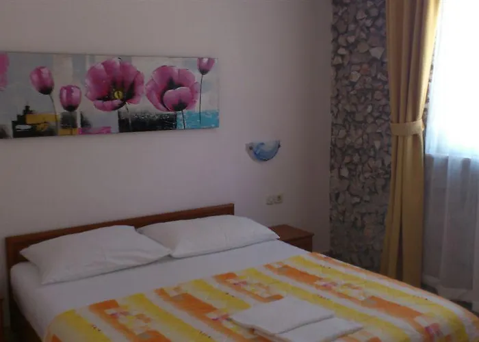 & Ruzmarin 게스트하우스