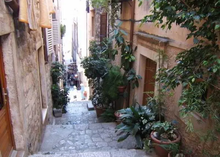 & Ruzmarin 게스트하우스