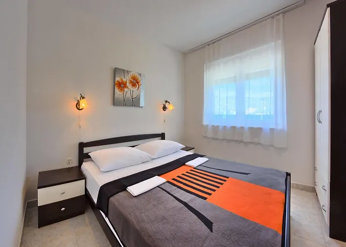 게스트하우스 & Ruzmarin